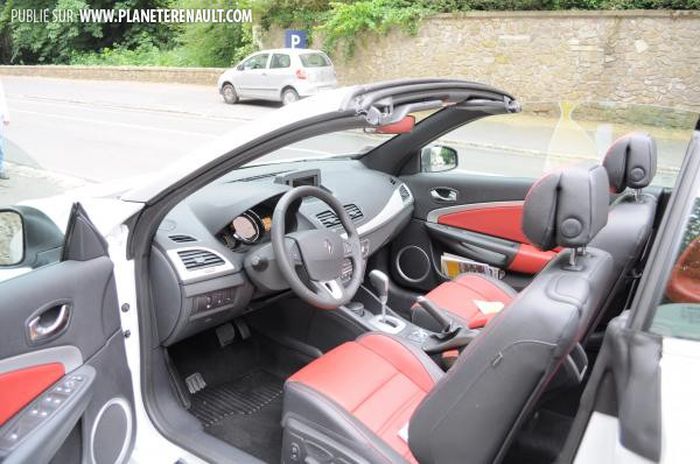 Mégane CC Privilege dCi 110 FAP EDC 0