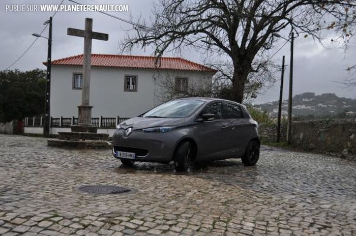 Zoé ZE40: 300 km d'autonomie 3