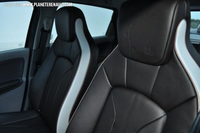 Zoé ZE40: 300 km d'autonomie 2