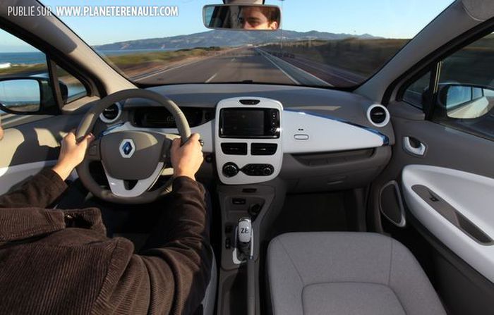 Intérieur essai Renault Zoé