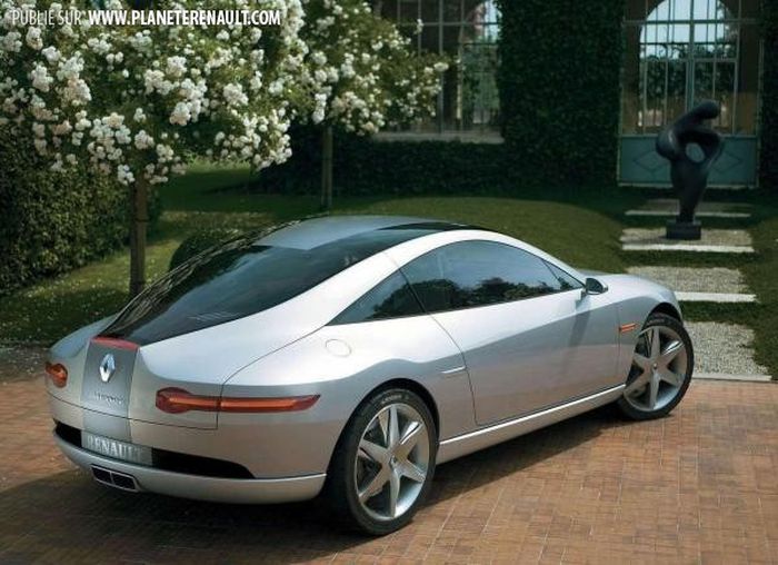 Concept-car Renault Fluence 2004 arrière