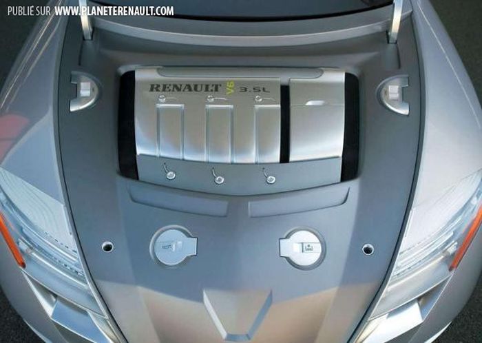 moteur v6 Concept-car Renault Fluence 2004