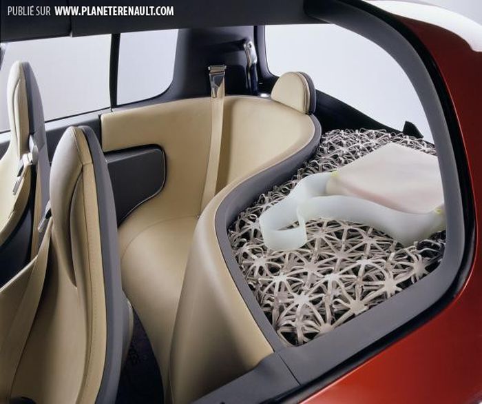 Concept-car Zoé 2005 place arrière