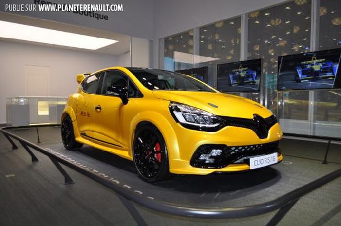 Clio RS16
