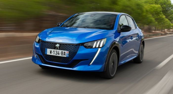 La 208 commence l'année comme elle termine la précédente, en tête des ventes