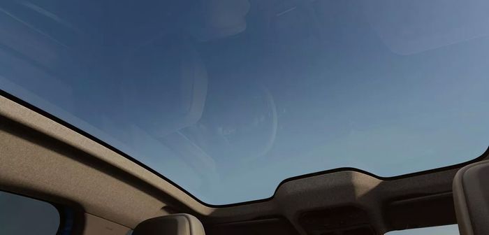 Toit vitré Solarbay sur le Rafale