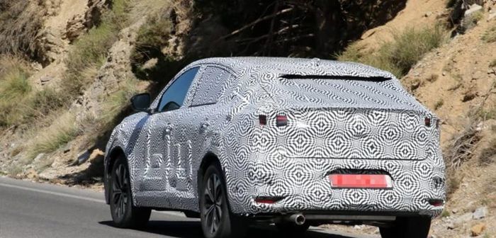 Le nouvel Austral Coupé en phase de test