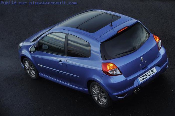 La Clio III restylée et GT officiellement présentée 1
