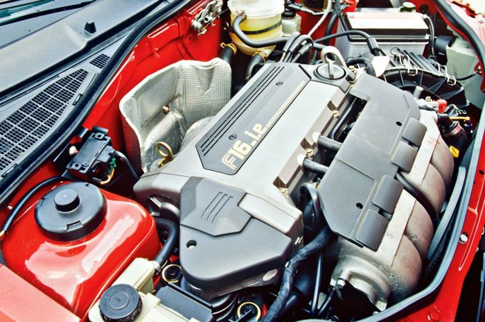 Moteur 1800 Clio 16S