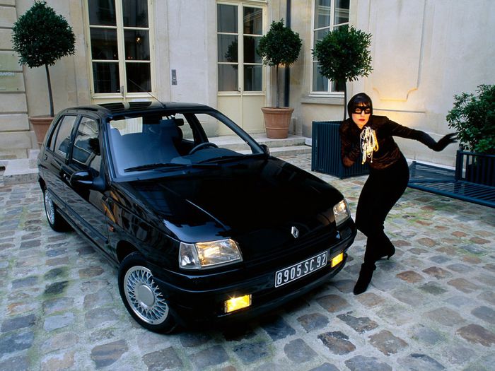 Clio Baccara 1991