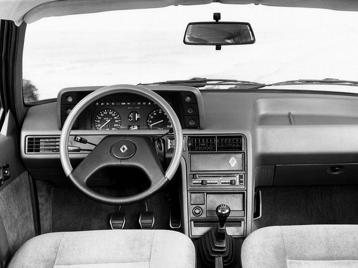 Intérieur Renault Fuego