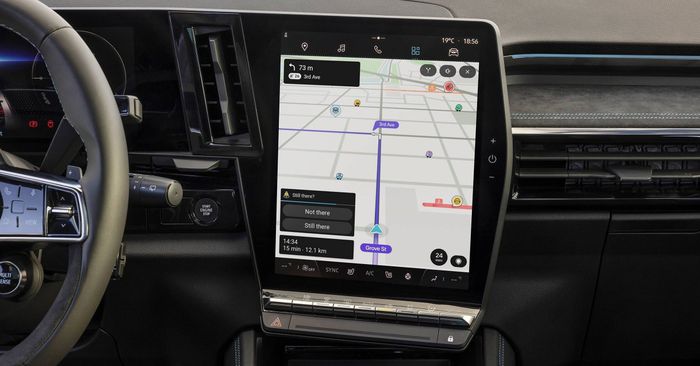 Waze sur l'OpenR Link de la Mégane E-TECH Electric