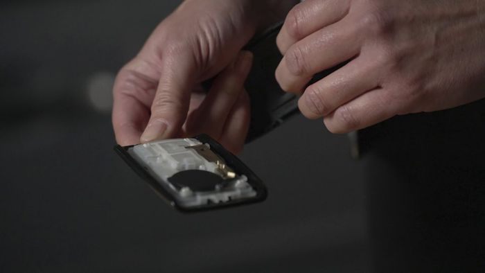 Démontage carte mains libres