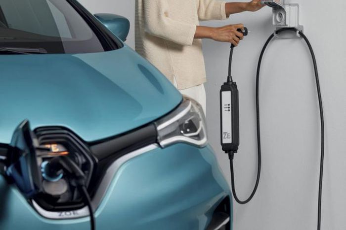 Mobilize va offrir la possibilité de recharger son véhicule à domicile