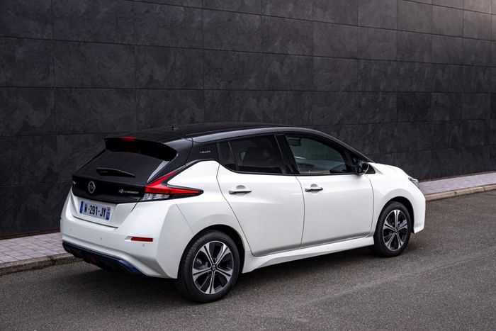 La Nissan Leaf fête ses 10 ans 