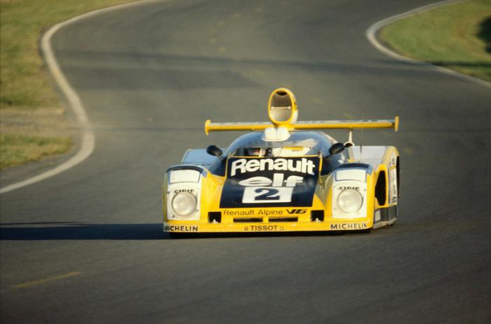 Alpine-Renault A442 aux 24H du Mans