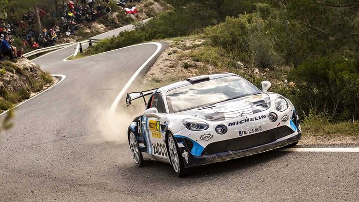 Alpine s'offre un nouveau titre international en rallye