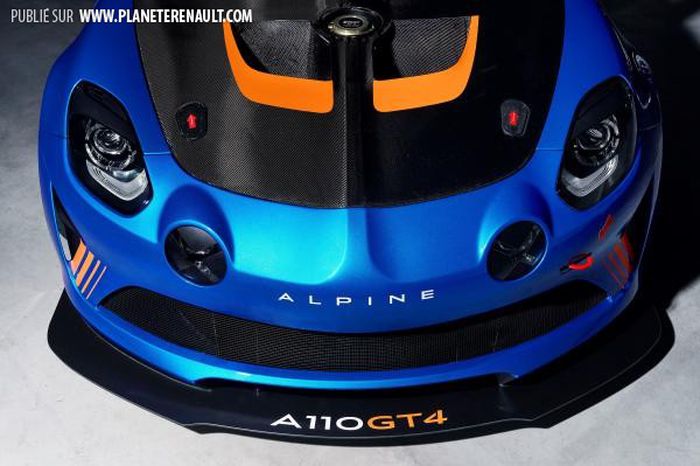 Alpine dégaine l’A110 GT4 dédiée à la compétition 0