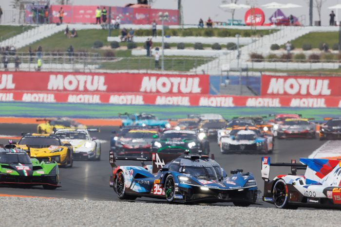 1 812 km du Qatar - Alpine A424