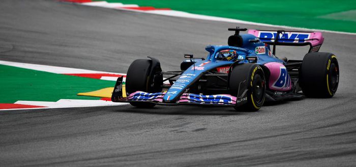 L'Alpine en phase de test en début de saison à Barcelone