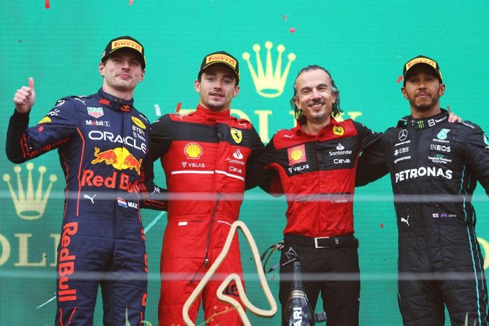3e podium consécutif pour Lewis Hamilton