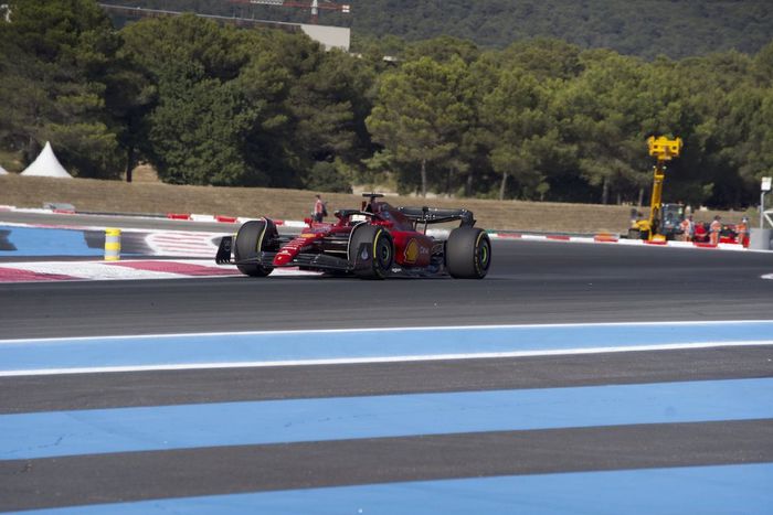 Charles Leclerc signe la pôle au Paul Ricard