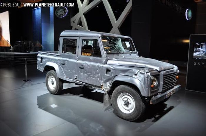 Land Rover Defender Mondial 2012