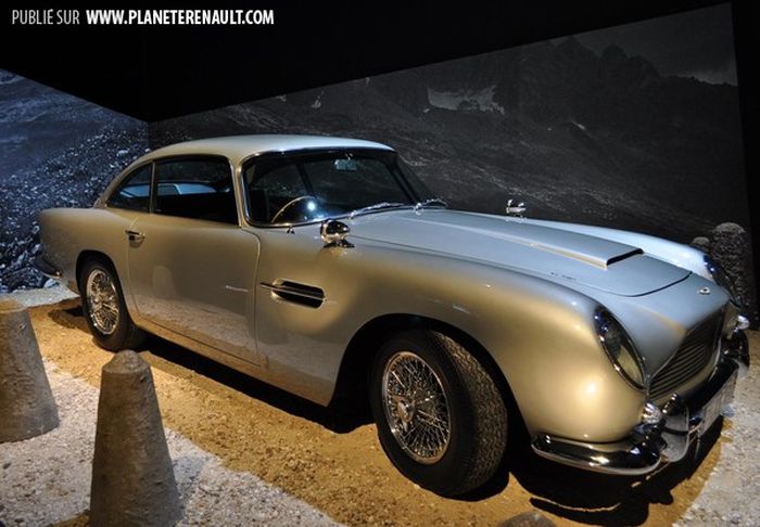 Aston Martin DB5
