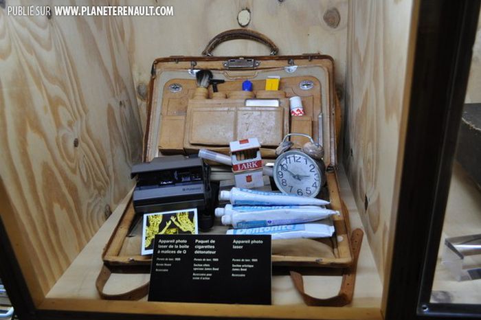 James Bond dans l'intimité 0