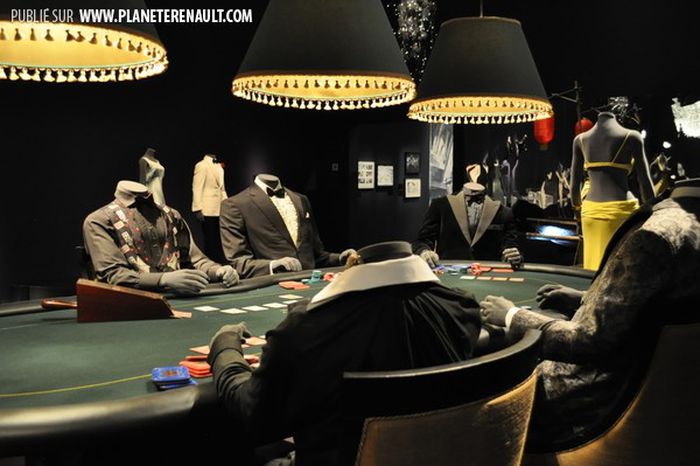 James Bond dans l'intimité 1