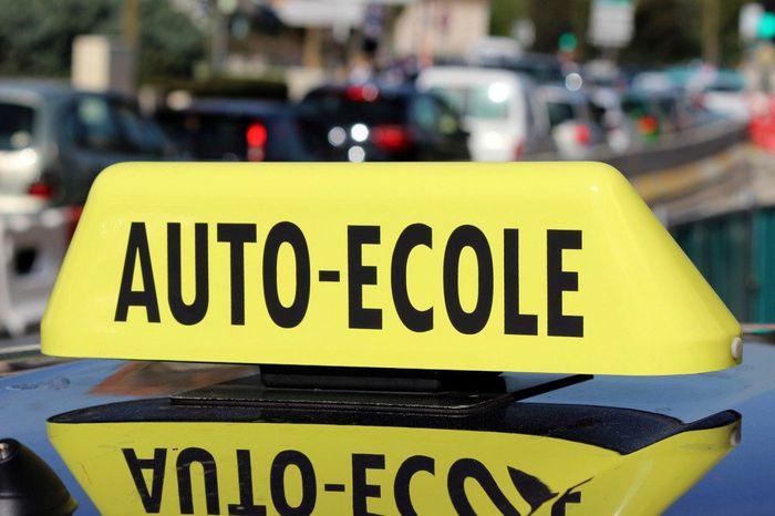 Vers une fermeture de 15 à 30 % d'auto-écoles