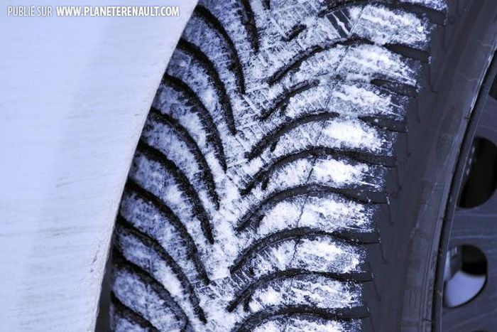 Pneus Michelin Alpin dans la neige