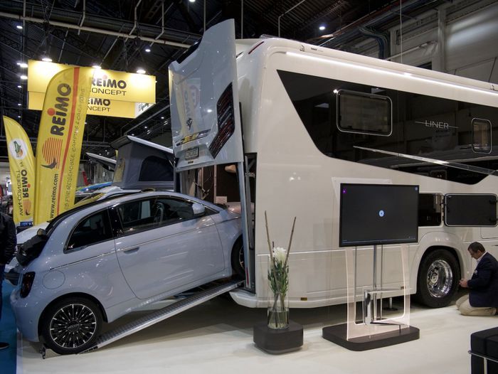 Un camping-car, ou villa roulante, de la marque Concorde