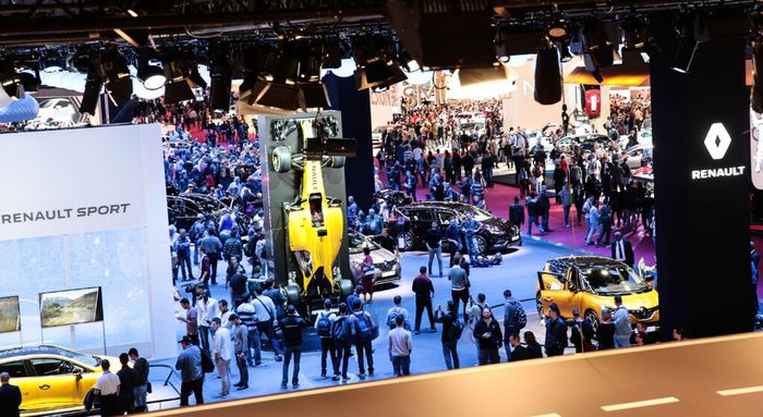 Le salon de l'auto de Paris porte de Versailles, lui aussi annulé en raison du Covid 
