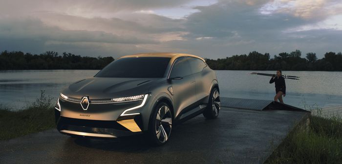  La Renault Mégane eVision face à la Nouvelle Citroen C4