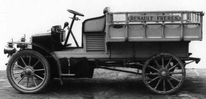 Les premiers camions 1906-1955