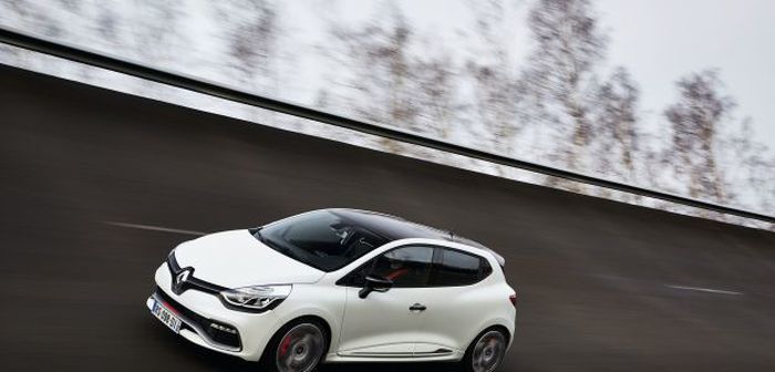 Clio R.S EDC 220 Trophy