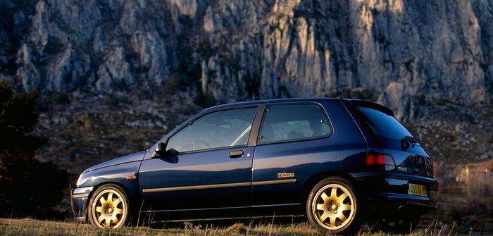 Clio Williams (93-96): la petite citadine devenue une légende