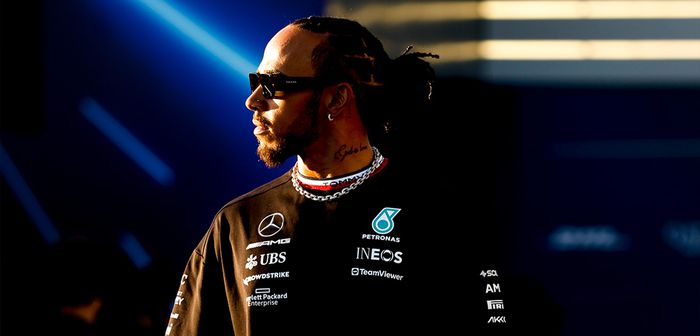 Hamilton n’a « jamais vu une voiture aussi rapide » que la Red Bul